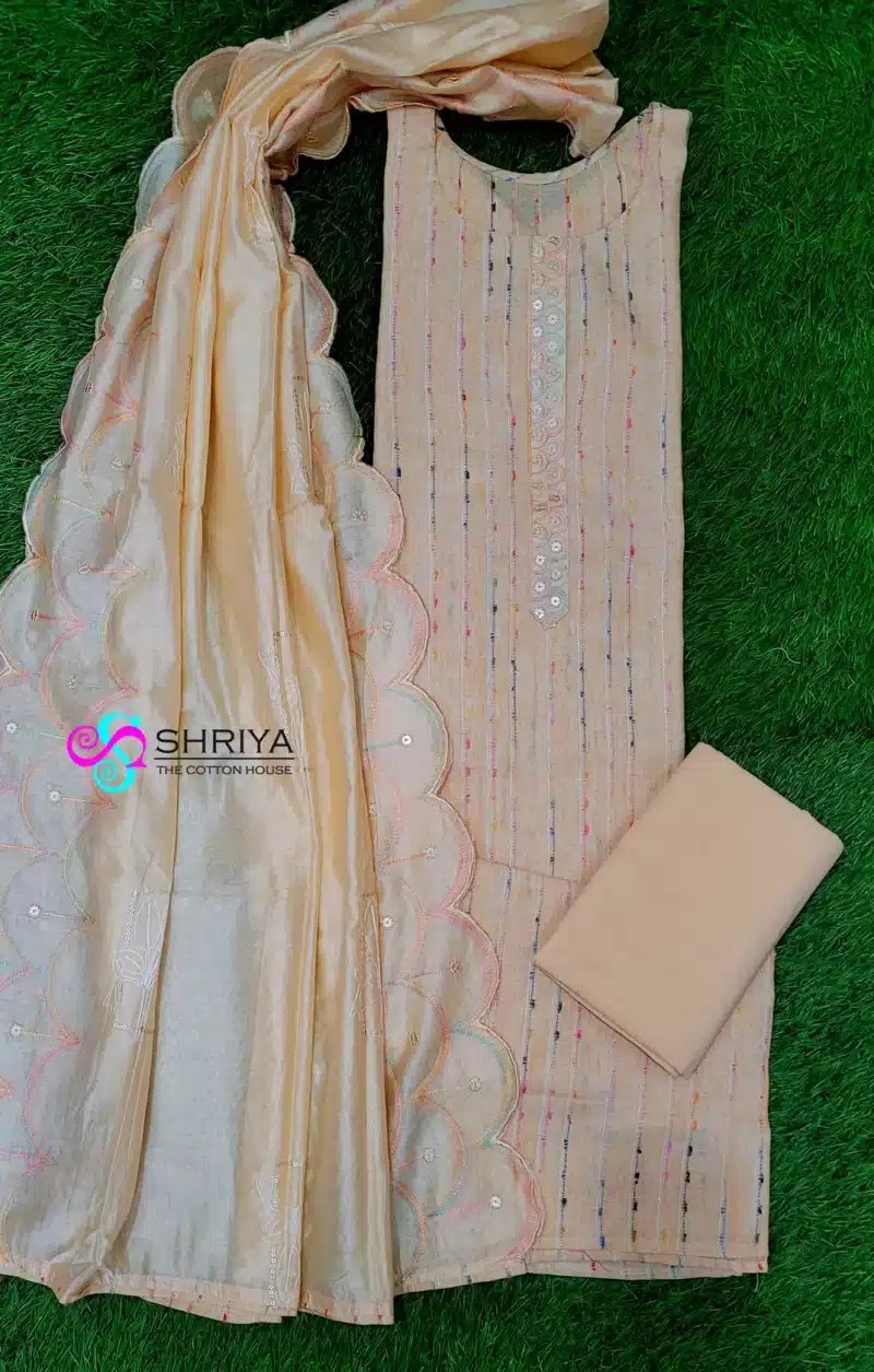 Premium quality pure linen top with allover woven patterns paired with a printed soft chiffon dupatta and cotton bottom