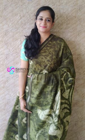 Printed Chanderi silk Saree with printed pallu and plain blouse