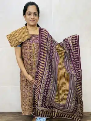 (Ready to wear) Printed muslin silk top paired with a printed muslin silk dupatta and printed muslin silk bottom