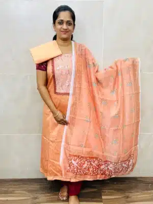 Printed soft cotton top paired with Chanderi silk dupatta and cotton bottom