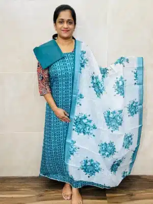 (Rama green) Printed Linen cotton top paired with a printed linen cotton dupatta and cotton silk bottom