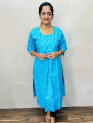 Dark sky blue - Printed cotton top (cotton lining) with patchworked yoke (straight cut)