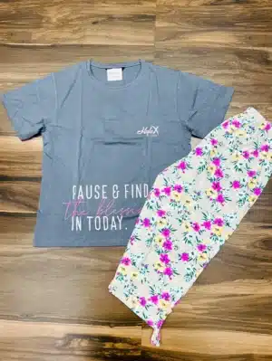 Premium hosiery cotton T-shirt with printed hosiery Capri pant