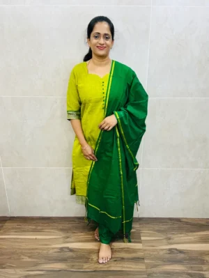 Pure handloom cotton top(cotton lining) paired with cotton dupatta and cotton bottom(free size)