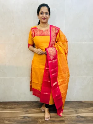 Kanchi cotton top (cotton lining) paired with Kanchi cotton dupatta