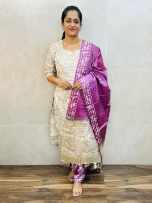 Batik printed Bhagalpur cotton top (cotton lining) paired with Bhagalpur cotton dupatta and Bhagalpur cotton bottom (free size)