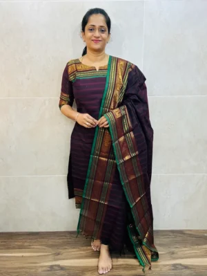 Kanchi cotton top (cotton lining) paired with Kanchi cotton dupatta