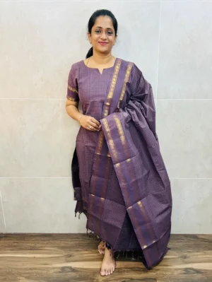 Kanchi cotton top (cotton lining) paired with Kanchi cotton dupatta