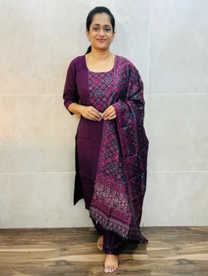 Soft muslin silk top(cotton lining)with mirror worked patch on yoke paired with muslin silk dupatta and silk bottom(free size)