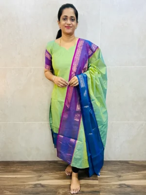 Kanchi cotton top (cotton lining) paired with Kanchi cotton dupatta