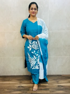 Soft muslin silk top (crepe lining) with exclusive applique work paired with muslin silk dupatta and silk bottom (straight cut)