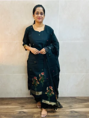 (Black)Soft Benarasi silk top (full cotton lining) with exclusive jamdani weaving paired with benarasi soft silk dupatta and silk bottom (free size)